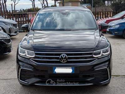 Volkswagen Tiguan R-Line 4Motion DSG TDI 2.0cc 200cv DRIVE MODE NAVI Nero usata Roma