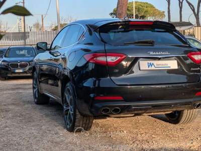 Maserati Levante V6 AWD 3.0d 349cv TETTO PANORAMICO NAVIGATORE Nero usata Roma