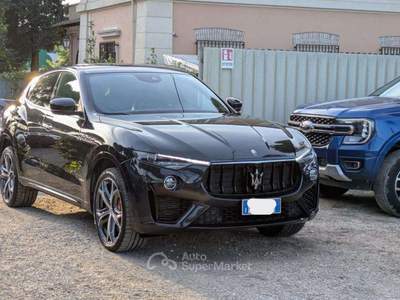 Maserati Levante V6 AWD 3.0d 349cv TETTO PANORAMICO NAVIGATORE Nero usata Roma