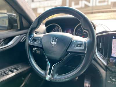 Maserati Ghibli 3.0 V6 275cv diesel AUTOMATICA ITALIANA Nero usata Pomigliano d'Arco