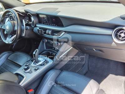 Alfa Romeo Stelvio ALFA ROMEO Stelvio 2.2 Turbodiesel 210 CV AT8 Q4 Veloce Grigio usata San Benedetto del Tronto