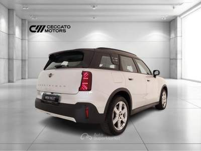 MINI Clubman 1.5 48V C Classic Steptronic Nero usata Padova