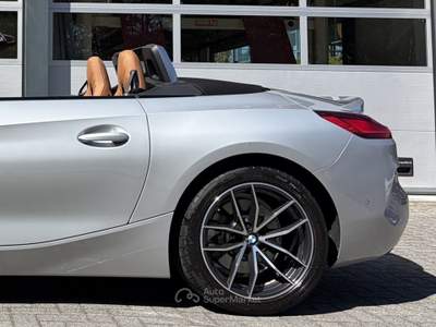 BMW Z4 sDrive20i 1e   M- Live cockpit Grigio usata Prato