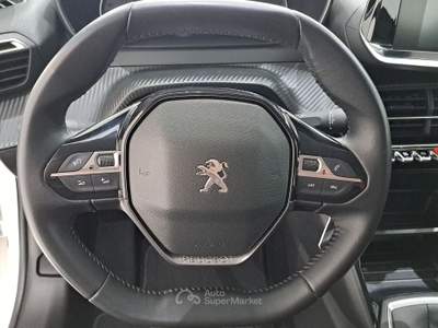Peugeot 208  1.2 puretech active pack s&s 100cv Bianco usata Firenze