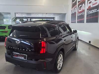 MINI Countryman auto full optional Nero usata Cattolica