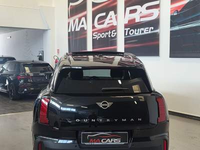 MINI Countryman auto full optional Nero usata Cattolica