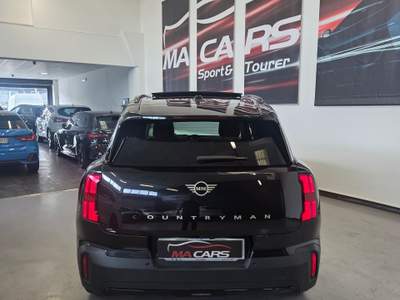MINI Countryman auto full optional Nero usata Cattolica