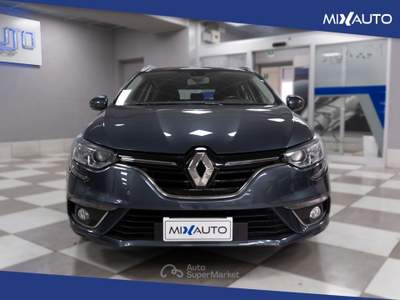 Renault Mégane porter 1.5 DCO Energy Business 110CV EDC Grigio usata Latina
