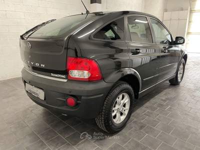 SsangYong Actyon 2.0 XDi 4WD 141cv Premium-PELLE-RIDOTTE Nero usata Fossano