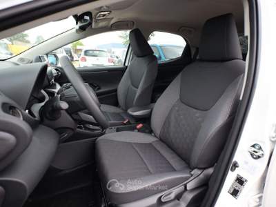Toyota Yaris 1.5 Hybrid 5 porte Trend Bianco usata Melegnano