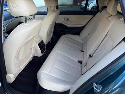 BMW Serie 3 318d d Touring Business Advantage aut. Full Verde usata Sabbioneta