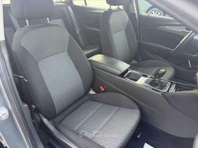 Opel Insignia 1.6 CDTI 136 S&S Sports Tourer Business Grigio usata Sabbioneta
