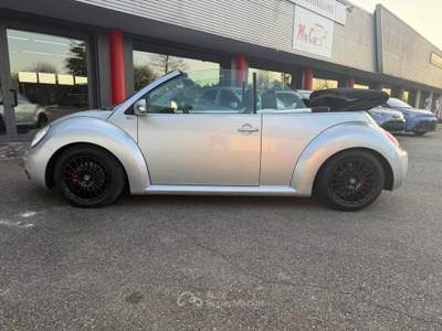Volkswagen New Beetle 1.9 TDI 105CV Cabrio Argento usata Sabbioneta