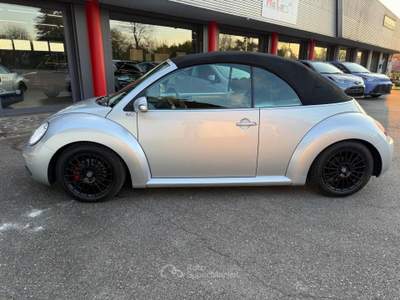 Volkswagen New Beetle 1.9 TDI 105CV Cabrio Argento usata Sabbioneta