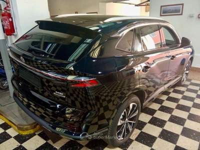 MG HS HEV  224cv Luxury Nero usata Melegnano