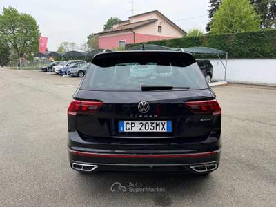 Volkswagen Tiguan 2.0 TDI 200 CV SCR DSG 4MOTION R-Line Nero usata Sabbioneta