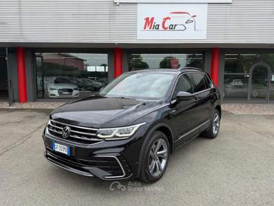 Volkswagen Tiguan 2.0 TDI 200 CV SCR DSG 4MOTION R-Line Nero usata Sabbioneta