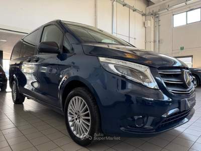 Mercedes-Benz Vito 2.0 116 CDI 4x4 Tourer Long //IVA INCLUSA// Blu/Azzurro usata Parma