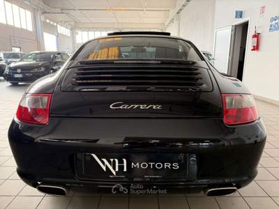 Porsche 911 Carrera Coupé //MANUALE//PCM//TETTO// Nero usata Parma