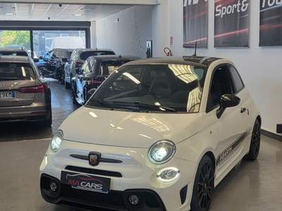 Abarth 595 auto full optional  scarichi akrapovic Bianco usata Cattolica