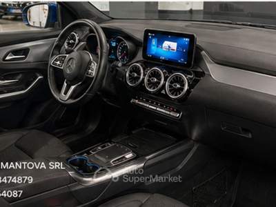 Mercedes-Benz GLA GLA 200 D 4 MATIC AMG LINE PREMIUM PLUS Blu/Azzurro usata MANTOVA