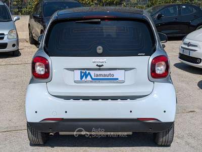 Smart ForTwo 1.0cc 71cv TETTO PANOR. APP GOOGLE CAMERA POST. Bianco usata Roma