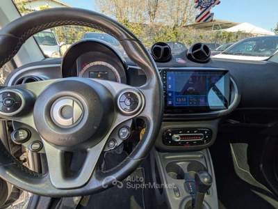 Smart ForTwo 1.0cc 71cv TETTO PANOR. APP GOOGLE CAMERA POST. Bianco usata Roma