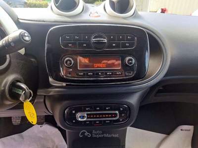 Smart ForTwo 1.0cc 71cv BLUETOOTH CRUISE CLIMA AUTO Rosso usata Roma