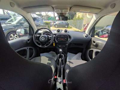 Smart ForTwo 1.0cc 71cv BLUETOOTH CRUISE CLIMA AUTO Rosso usata Roma