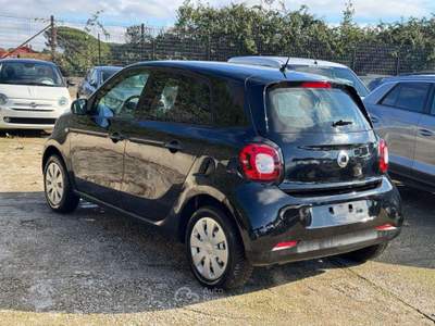 Smart ForFour 1.0 PASSION 70cv  Cambio Automatico Nero usata Roma