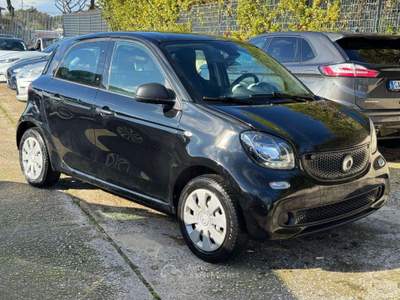 Smart ForFour 1.0 PASSION 70cv  Cambio Automatico Nero usata Roma