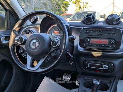 Smart ForFour TURBO 0.9cc 90cv CRUISE CONTROL CERCHI IN LEGA Bianco usata Roma