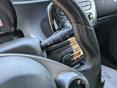 Smart ForFour TURBO 0.9cc 90cv CRUISE CONTROL CERCHI IN LEGA Bianco usata Roma