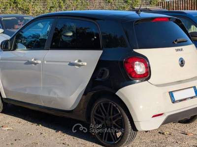 Smart ForFour TURBO 0.9cc 90cv CRUISE CONTROL CERCHI IN LEGA Bianco usata Roma