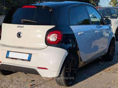 Smart ForFour TURBO 0.9cc 90cv CRUISE CONTROL CERCHI IN LEGA Bianco usata Roma