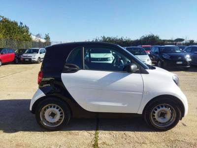 Smart ForTwo 1.0cc YOUNGSTER 71cv SENS PARK CRUISE Bianco usata Roma