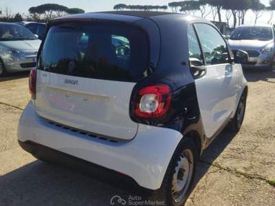 Smart ForTwo 1.0cc YOUNGSTER 71cv SENS PARK CRUISE Bianco usata Roma