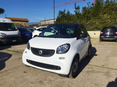 Smart ForTwo 1.0cc YOUNGSTER 71cv SENS PARK CRUISE Bianco usata Roma