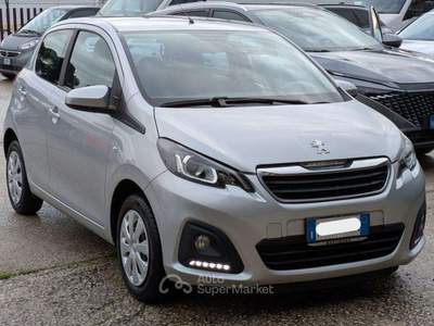 Peugeot 108 ACTIVE 1.0cc 72cv AUTOMATICA Argento usata Roma