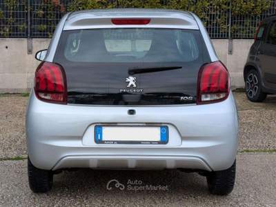 Peugeot 108 ACTIVE 1.0cc 72cv AUTOMATICA Argento usata Roma