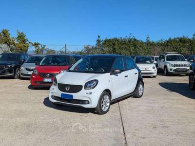 Smart ForFour 1.0cc 71cv CRUISE CONTROL BLUETOOTH Bianco usata Roma
