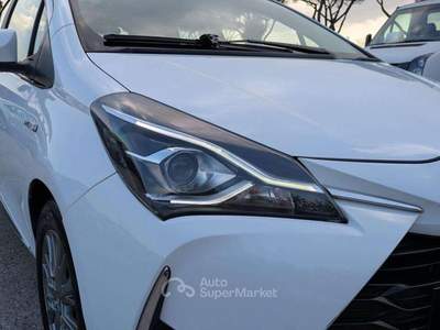 Toyota Yaris Hybrid Cool 1.5cc 73cv CAMERA POST. BLUETOOTH Bianco usata Roma