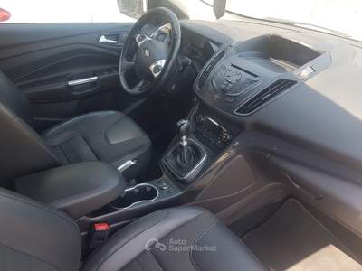 Ford Kuga 4x4 unicoproprietario Bianco usata Treviglio