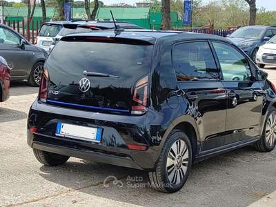 Volkswagen up! ELETTRICA 82cv Nero usata Roma