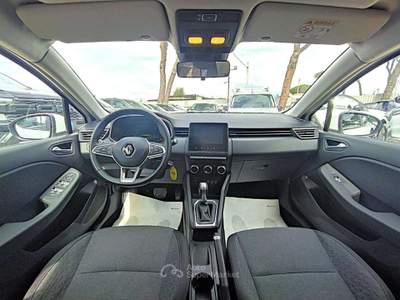 Renault Clio 1.6cc HYBRID E-TECH ZEN 140cv SAFETYPACK SENS PARK Bianco usata Roma