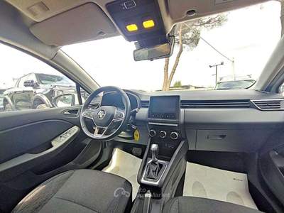 Renault Clio 1.6cc HYBRID E-TECH ZEN 140cv SAFETYPACK SENS PARK Bianco usata Roma