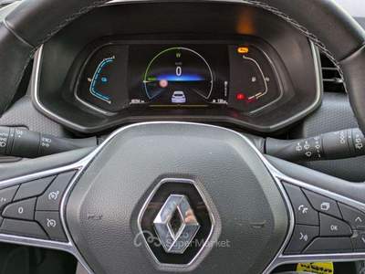 Renault Clio 1.6cc HYBRID E-TECH ZEN 140cv SAFETYPACK SENS PARK Bianco usata Roma