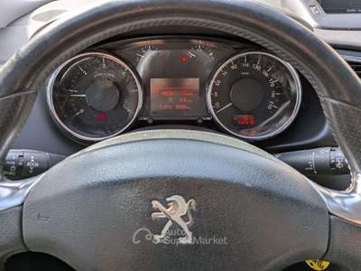 Peugeot 3008 1.6BlueHDi 120cv Allure TETTO PANORAMA CRUISE Nero usata Roma
