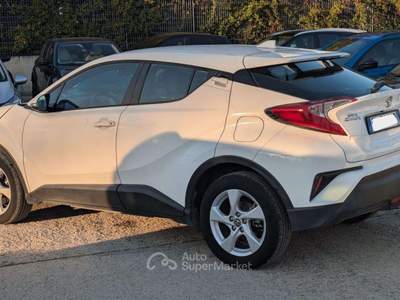 Toyota C-HR 1.2cc 116cv LANE ASSIST TELECAM Bianco usata Roma