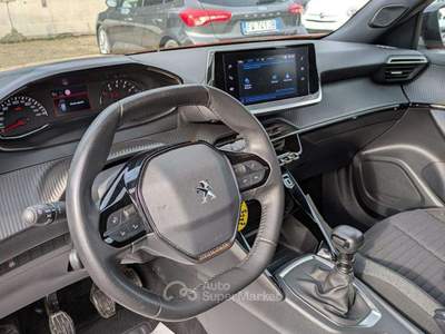 Peugeot 2008 1.2cc Active Pack 130cv CARPALY ANDROID AUTO Arancione usata Roma